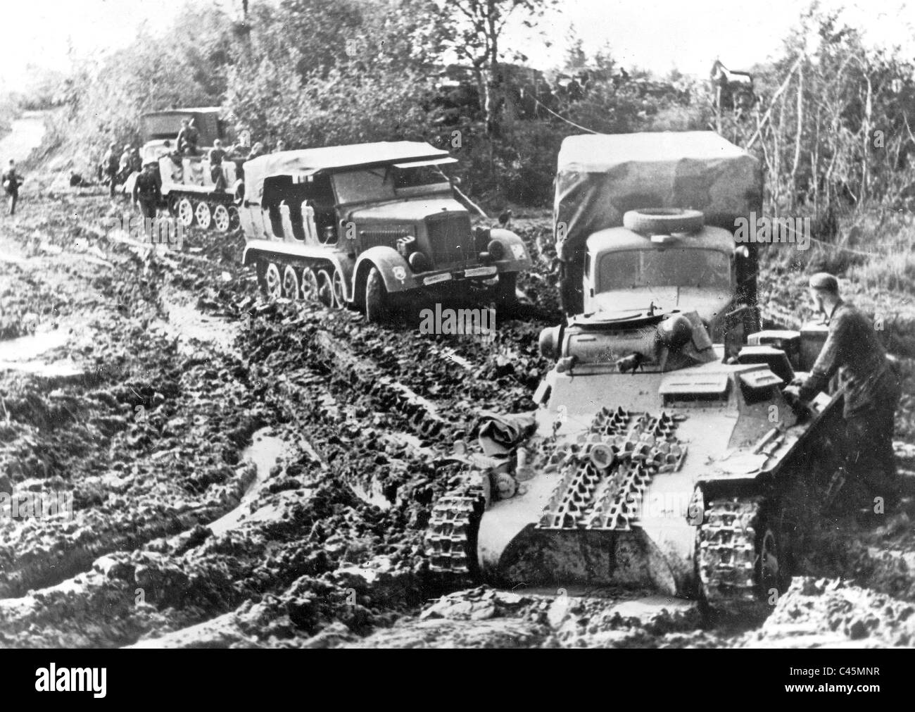 German vehicles in Russian muddy roads, 1942 Stock Photo