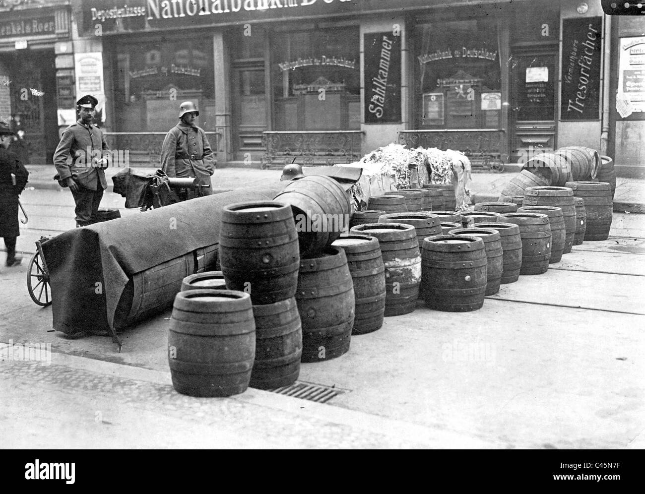 Barricades during the Spartacus uprising in Berlin, 1919 Stock Photo