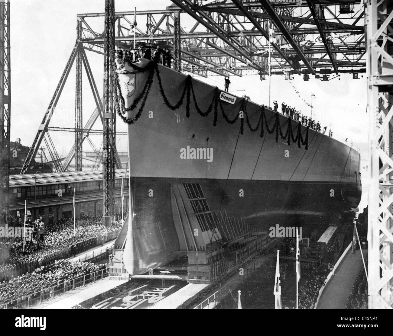 Battleship bismarck hires stock photography and images Alamy
