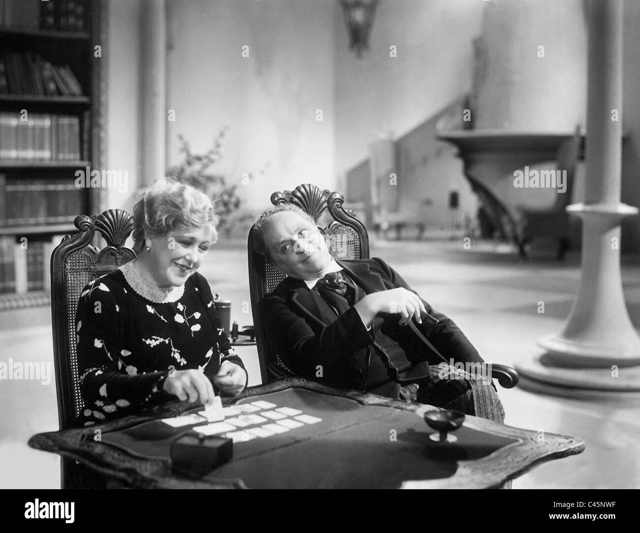 Ida Wuest and Gustav Waldau in 'Einmal eine grosse Dame sein' (Being once a big lady), 1934 Stock Photo
