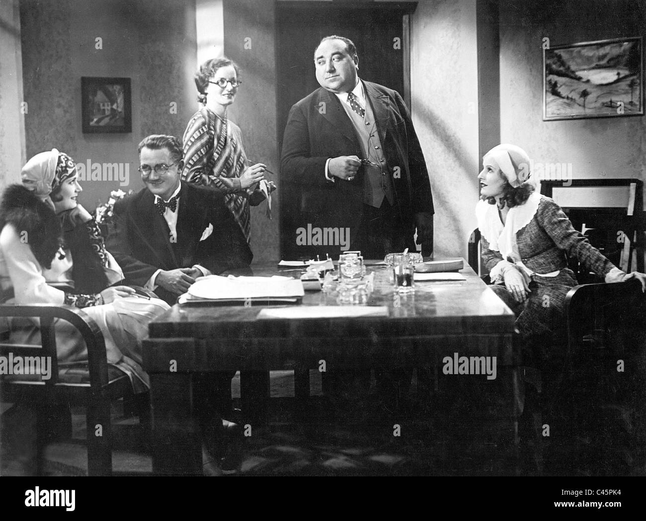 Olga Chekhova, Kurt Gerron and Lilian Harvey in 'Three Good Friends', 1930 Stock Photo