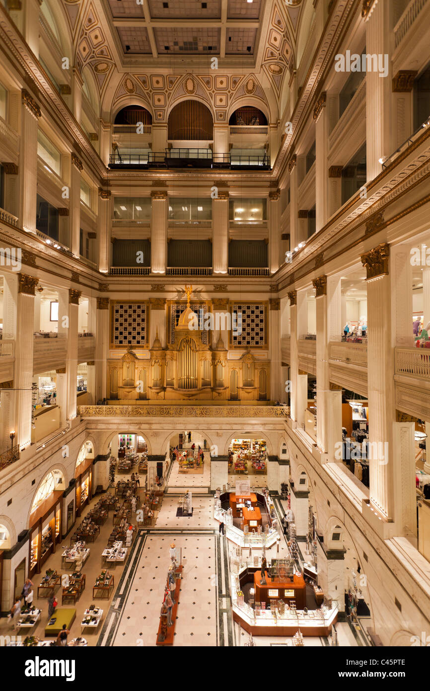 Macy's department store, formerly Wanamaker's, Philadelphia, PA, USA Stock Photo