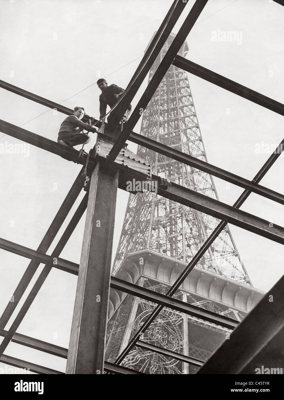 Eiffel tower construction hires stock photography and images Alamy