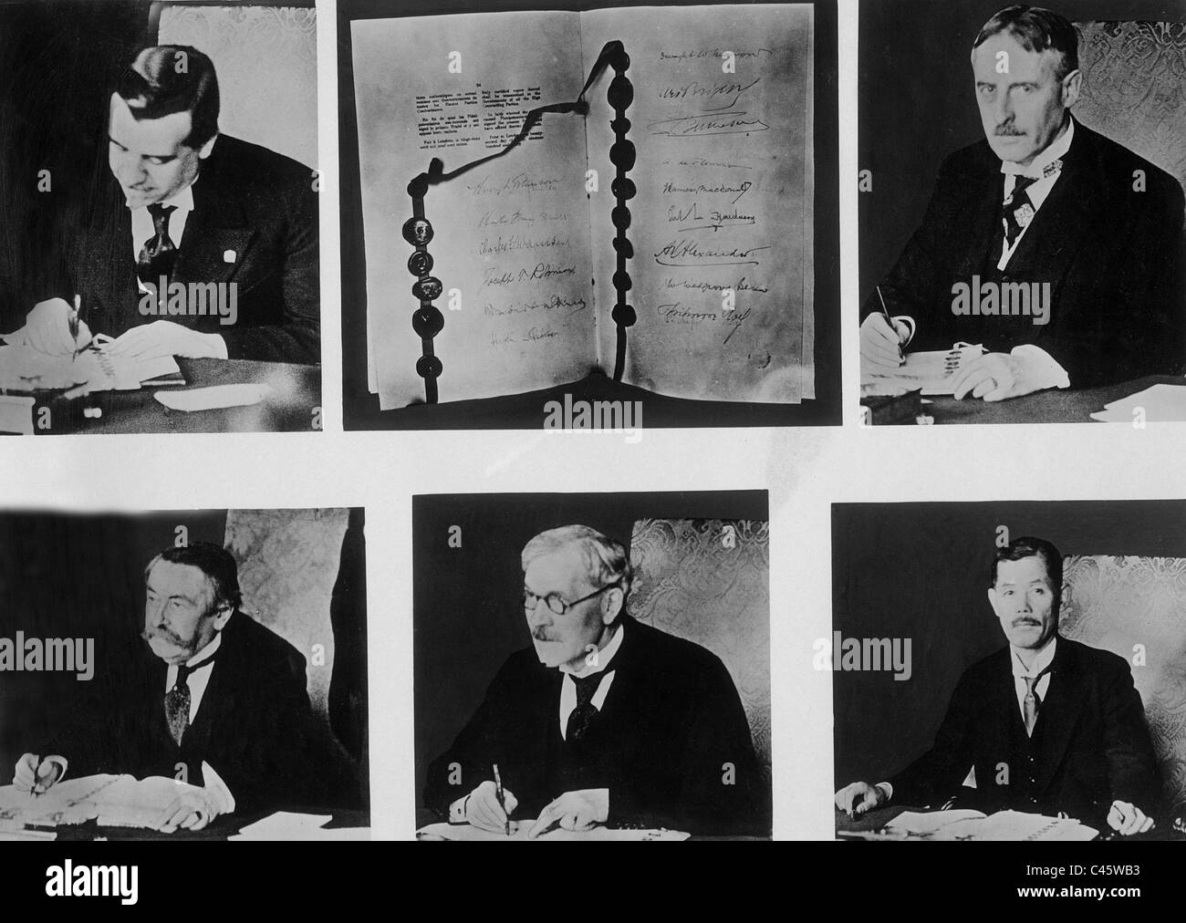 London naval treaty Black and White Stock Photos & Images Alamy