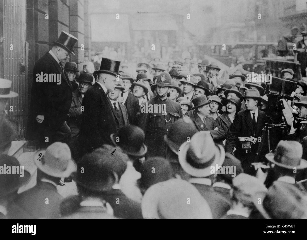 Wilhelm Marx and Gustav Stresemann in London, 1924 Stock Photo