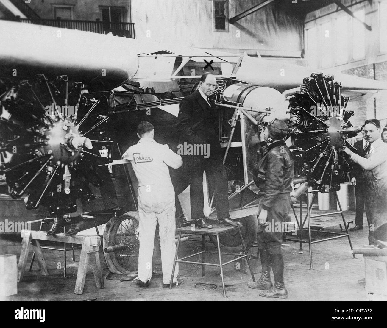 Anthony Fokker in the production hall, 1928 Stock Photo