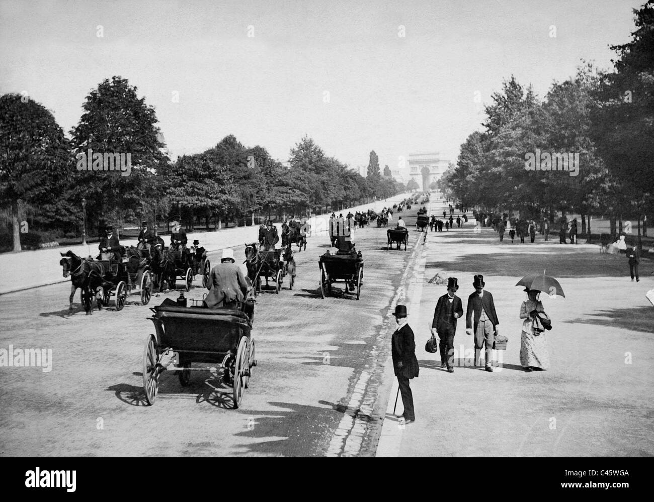 Avenue du bois de boulogne hi-res stock photography and
