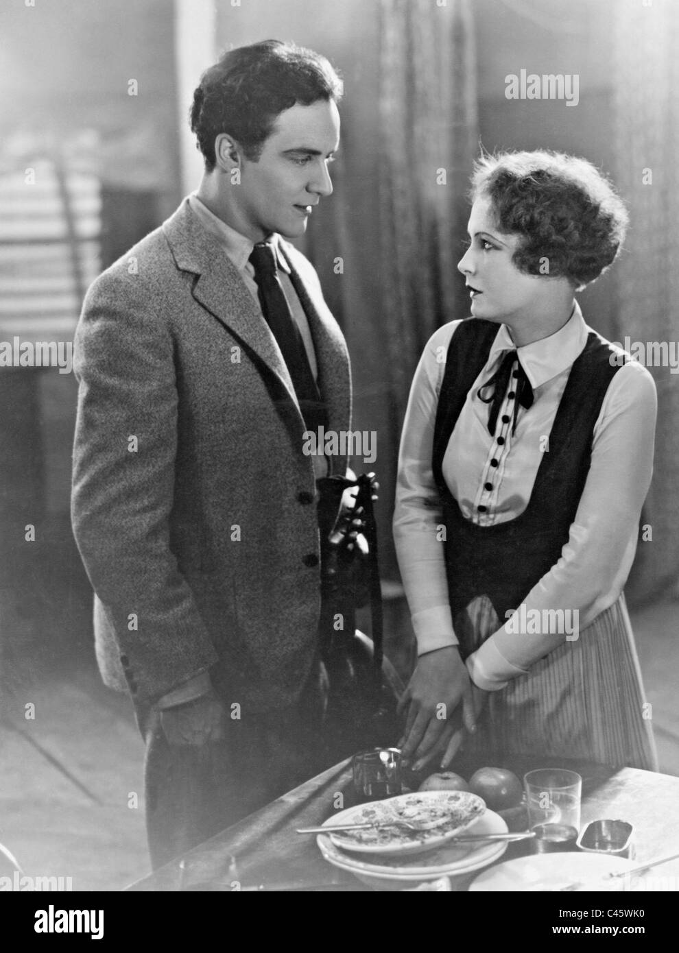 Igo Sym and Helen Steel in 'What costs love', 1930 Stock Photo