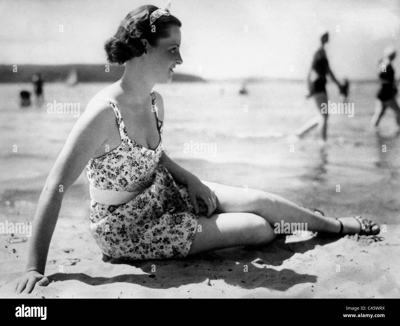 Hansi Knoteck on the beach, 1937 Stock Photo