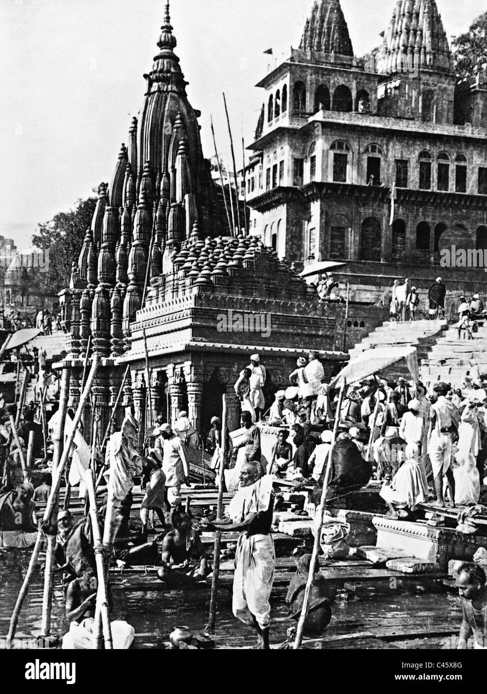 Pilgrims bathe in the Ganges, 1927 Stock Photo