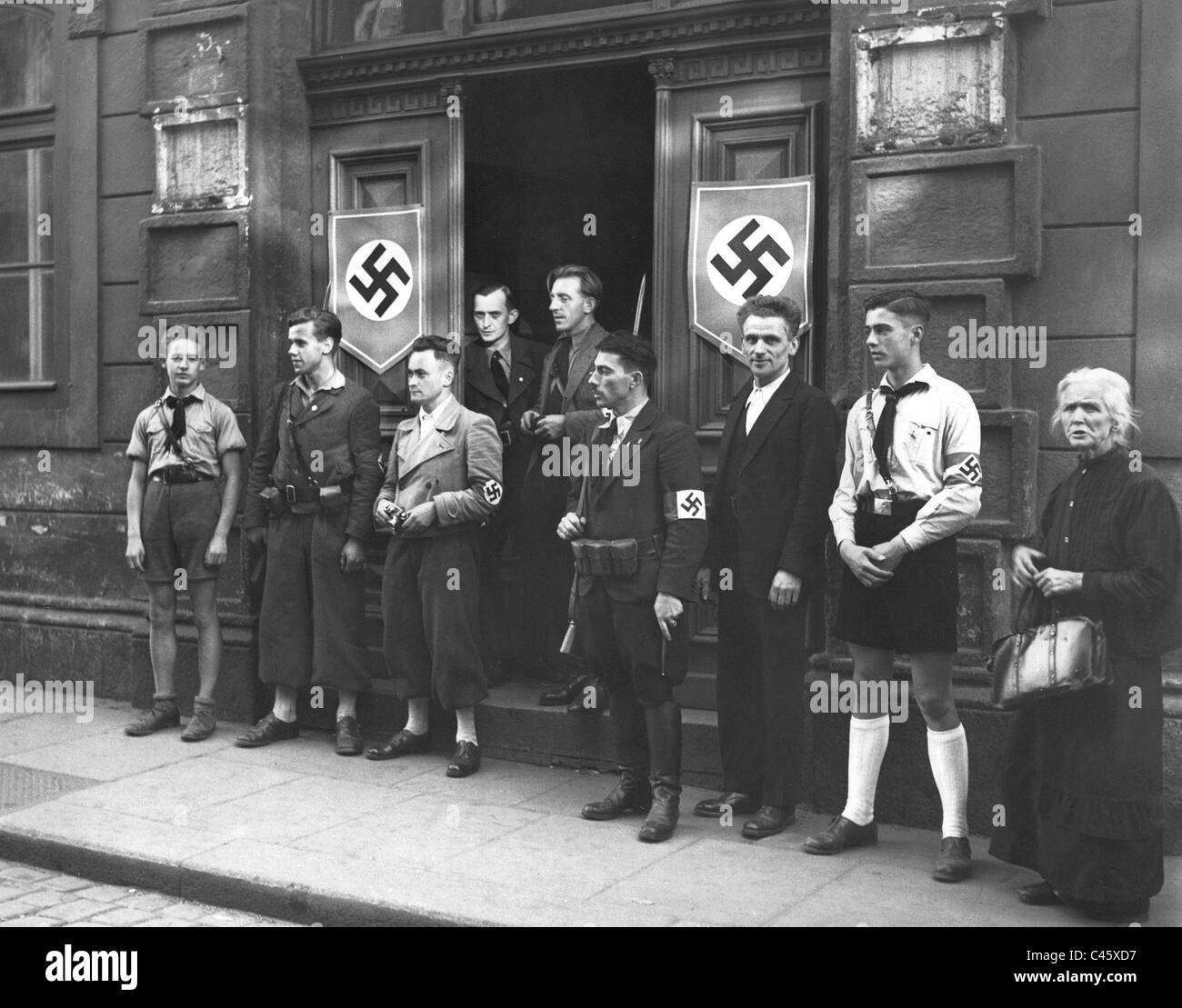 Police and members of the Sudeten German Volunteer Corps, 1938 Stock Photo