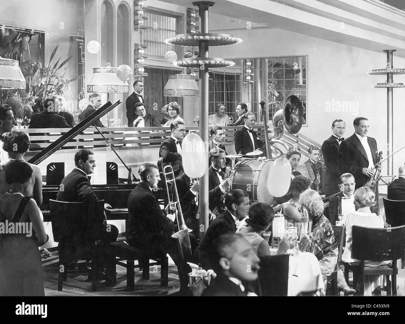 Dajos Bela and his dance orchestra in the Film 'Sein Scheidungsgrund', 1931 Stock Photo
