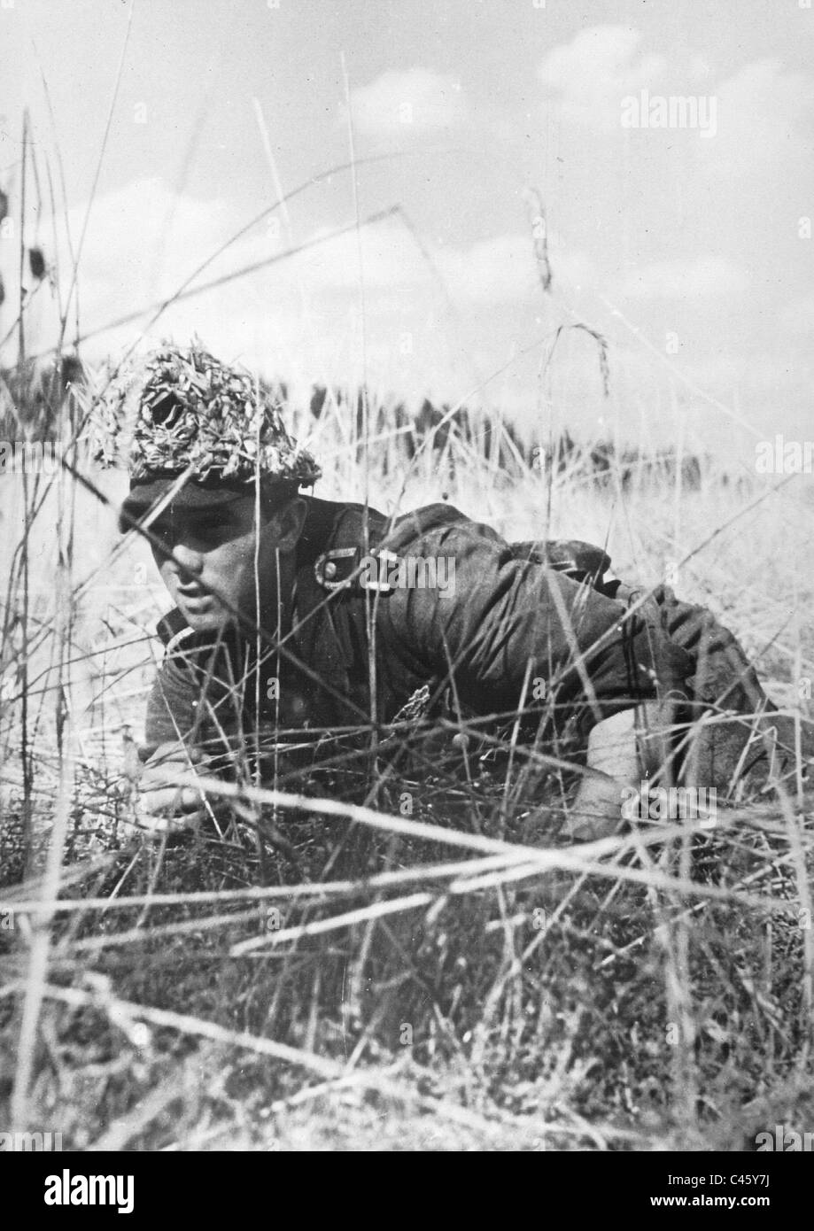 German Soldier On The Eastern Front 1944 Stock Photo Alamy