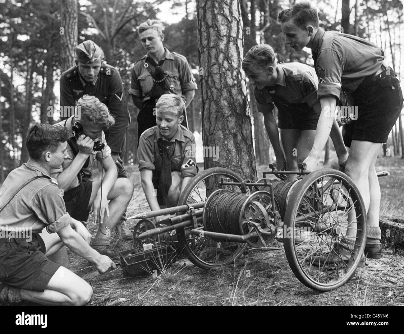 Nachrichten-HJ during an exercise, 1939 Stock Photo
