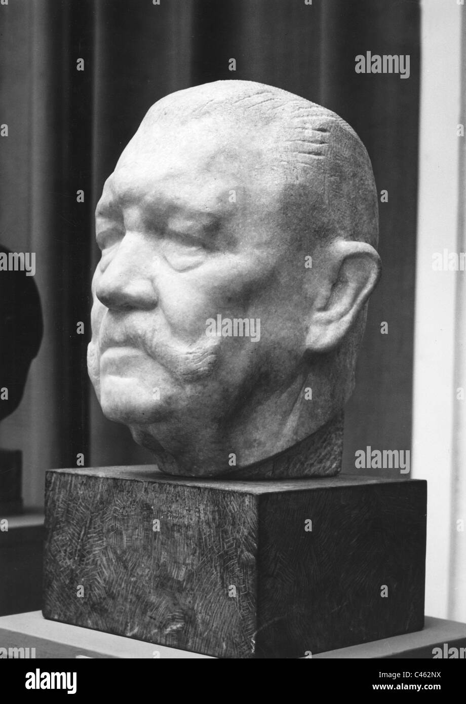 Art of the Third Reich: Sculptures, 1933-1945 Stock Photo