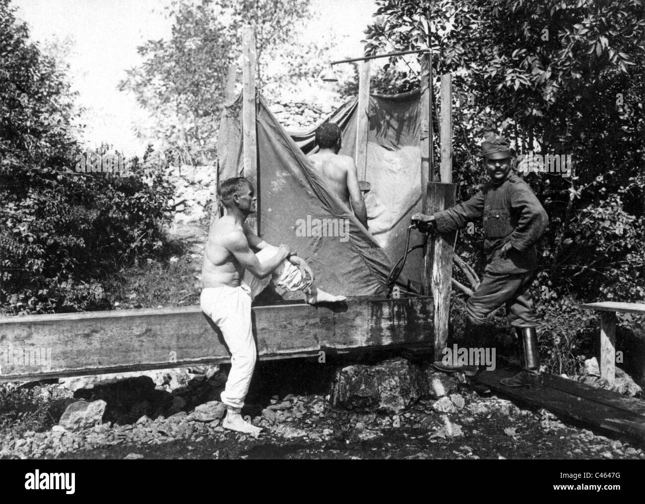 Austrian soldiers shower behind the front, 1916 Stock Photo Alamy