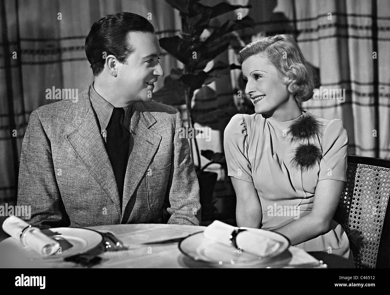 Lilian Harvey and Willy Fritsch in 'Frau am Steuer', 1939 Stock Photo