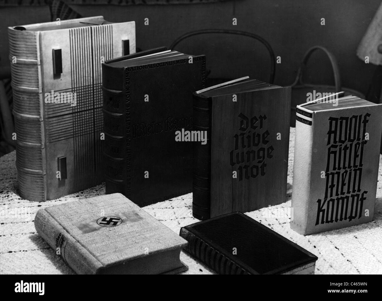 Books in nazi germany 1933 1945 hires stock photography and images Alamy