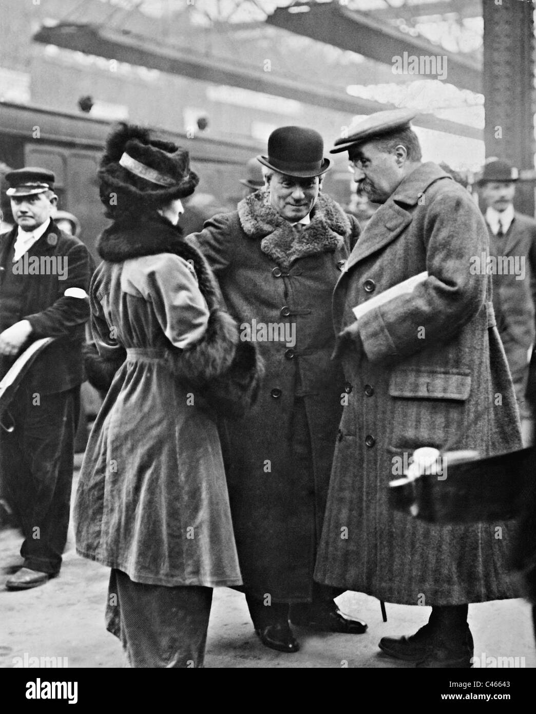 Herbert Henry Asquith and his wife Margot, 1910 Stock Photo