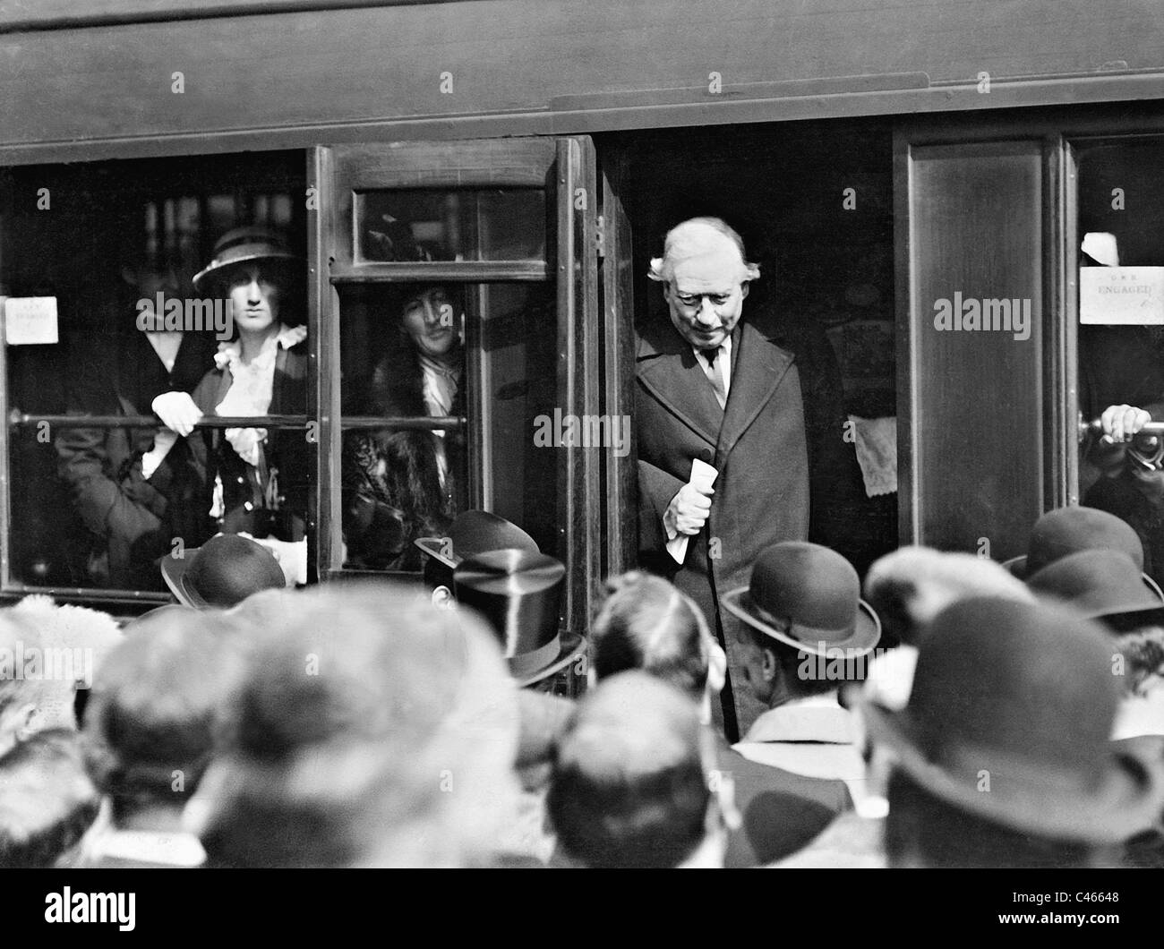 Herbert Henry Asquith at an election campaign tour, 1914 Stock Photo