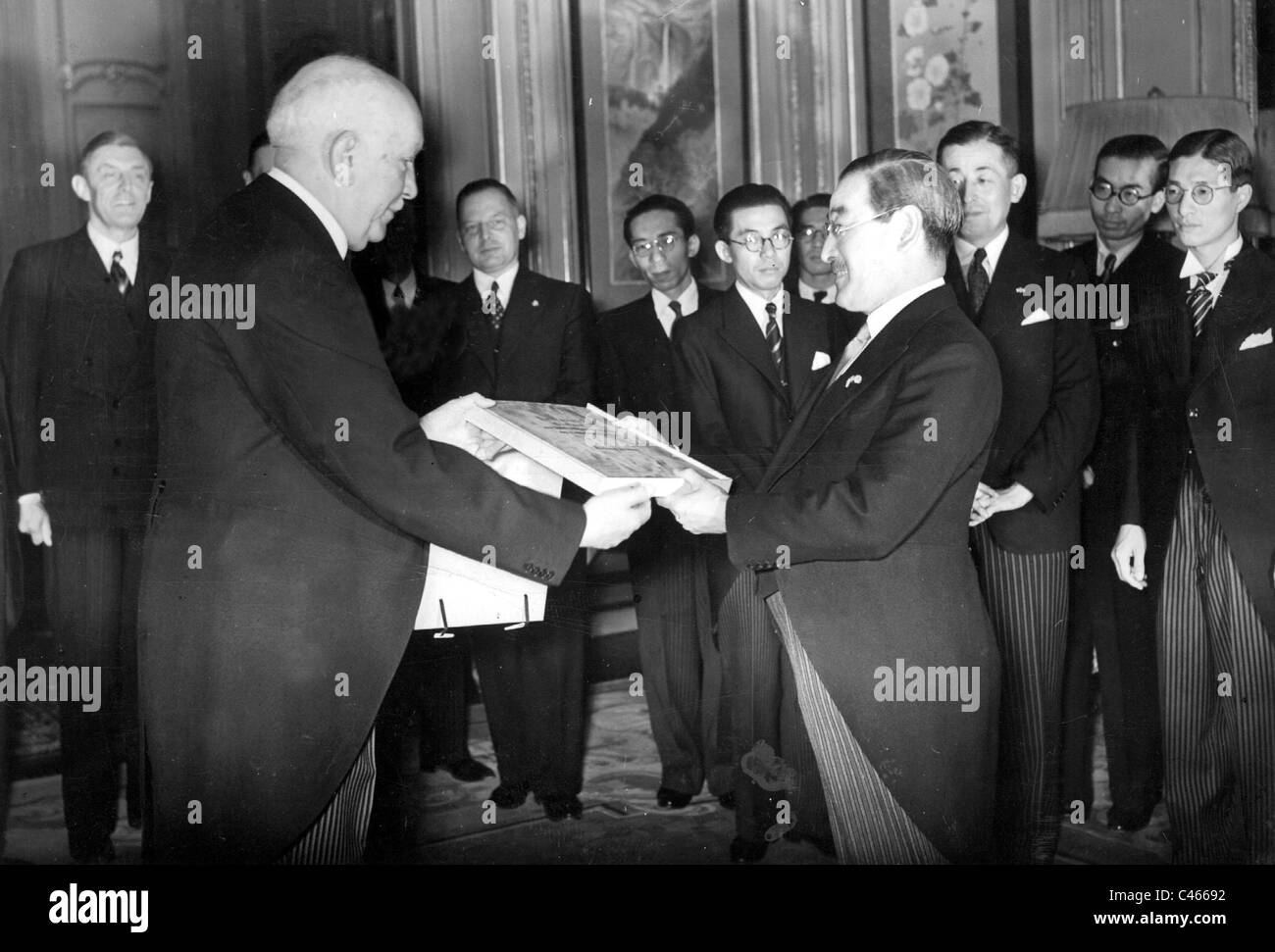Richard Strauss and the Japanese Ambassador in Berlin, 1940 Stock Photo