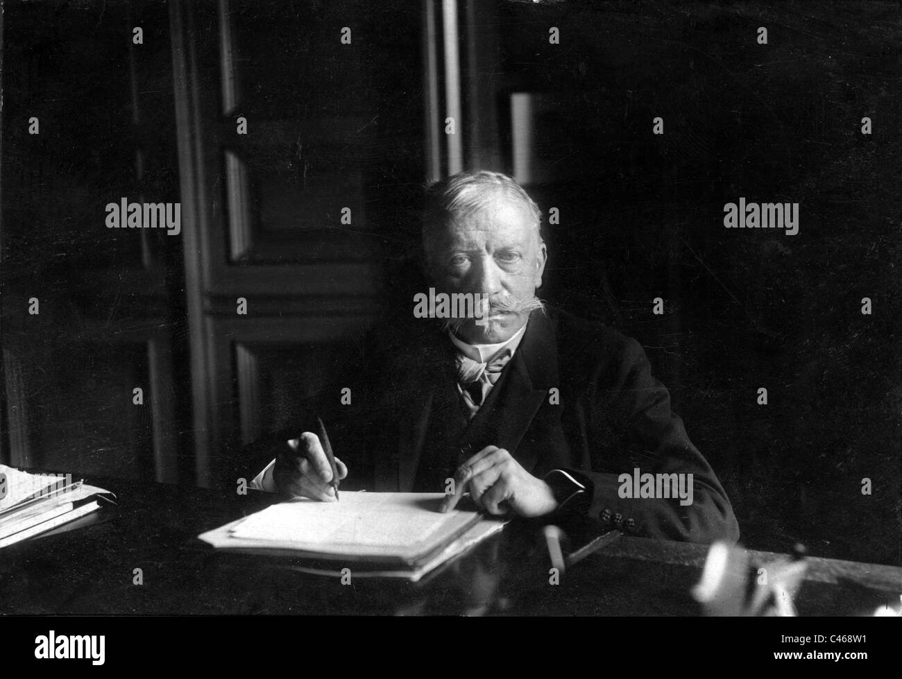Wolf graf von baudissin Black and White Stock Photos & Images Alamy