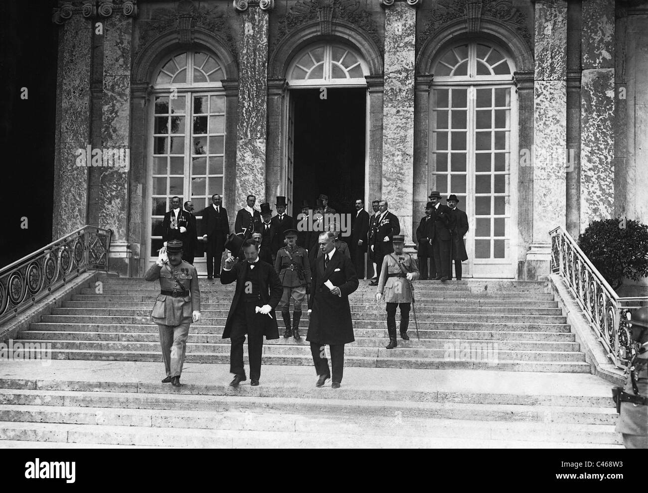 Hungarian delegates leave the palace in Versailles, 1920 Stock Photo