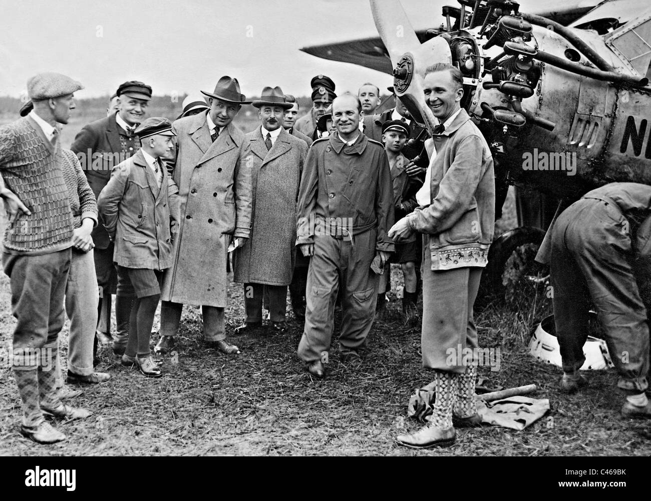 Clarence Chamberlin and Charles Levine after an emergency landing, 1927