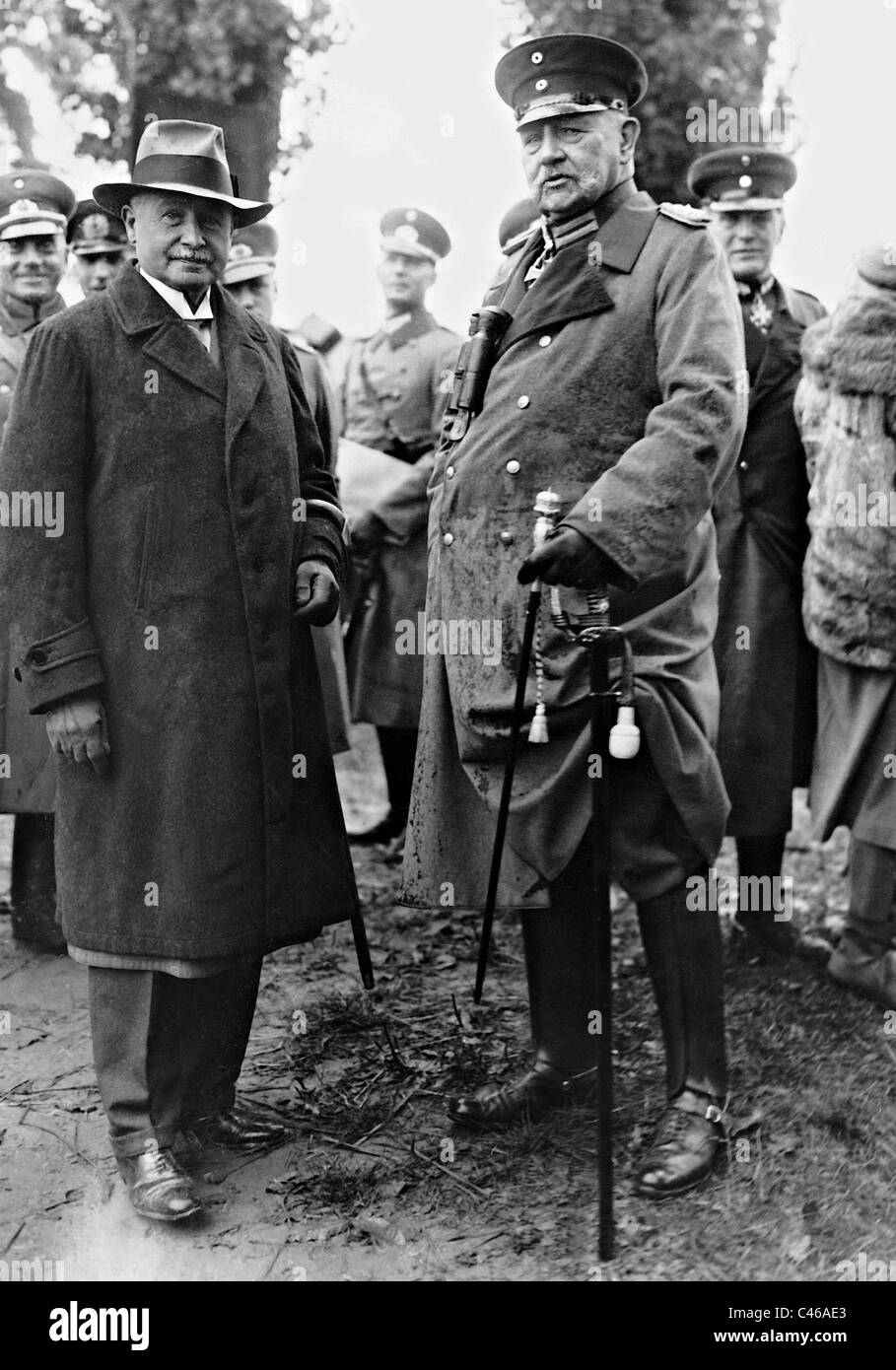 Wilhelm Groener and Paul von Hindenburg, 1930 Stock Photo - Alamy