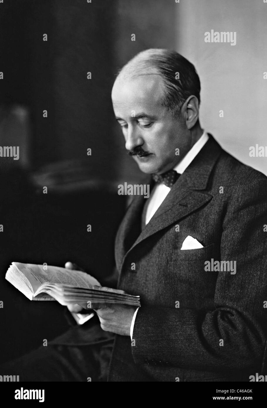 Andre francois poncet 1887 1978 hires stock photography and images Alamy