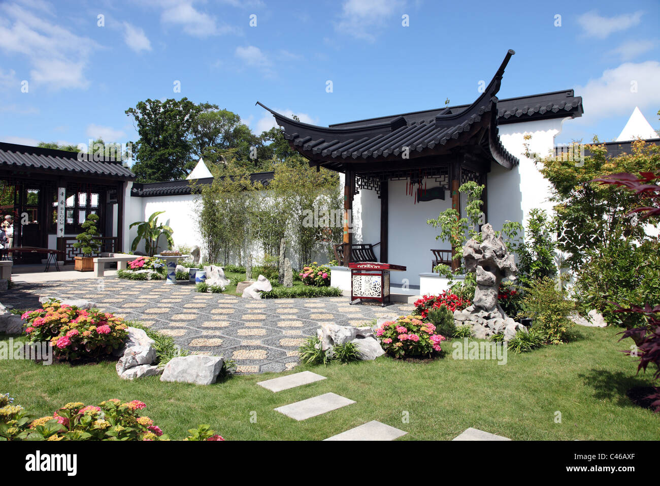 Chinese walled garden hires stock photography and images Alamy