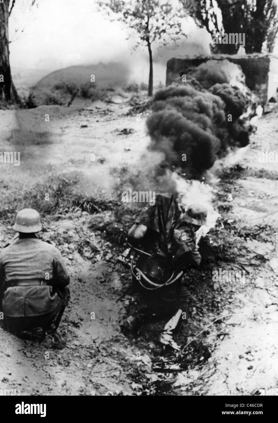 Second World War German Flamethrowers on the Eastern Front, 19411945