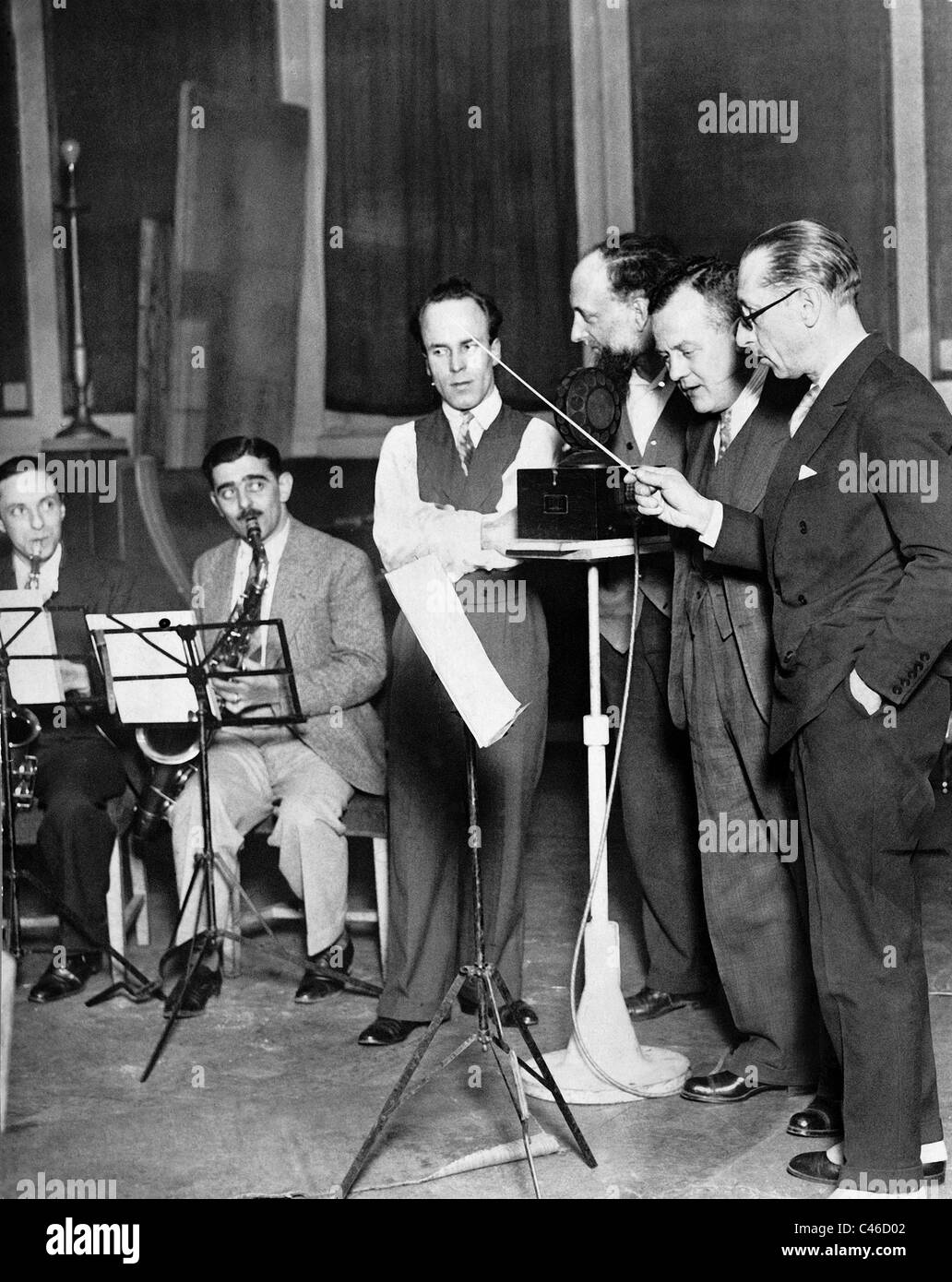 Igor Stravinsky and Jack Hilton, 1931 Stock Photo