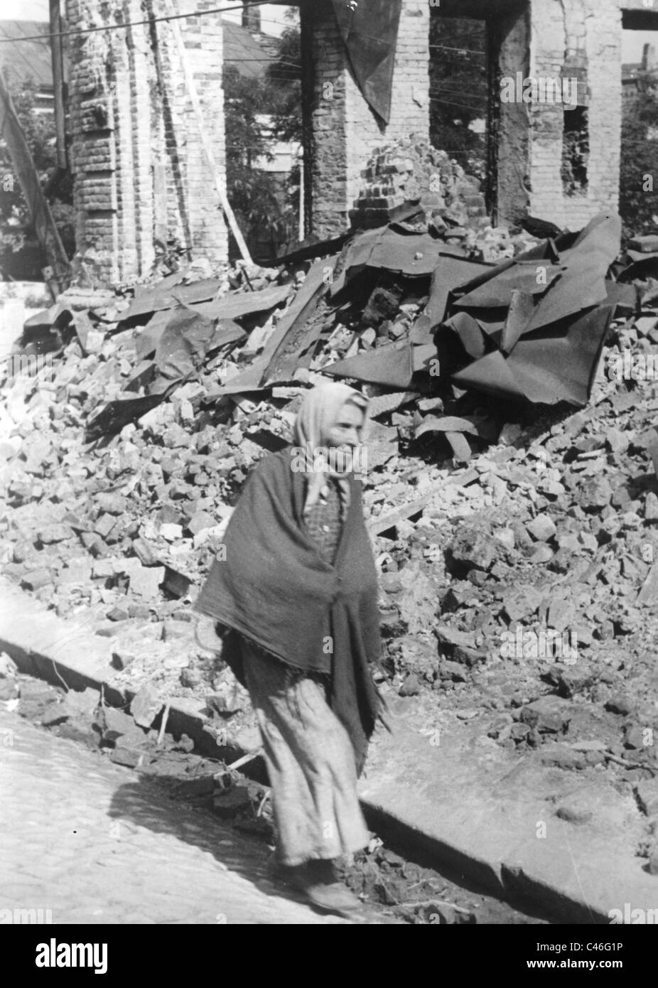 World war ii 1939 1945 evacuation hi-res stock photography and images ...