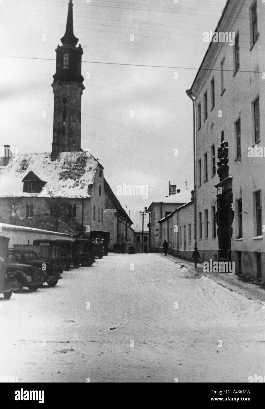 Second World War: Troops of German Army Group North advancing and ...
