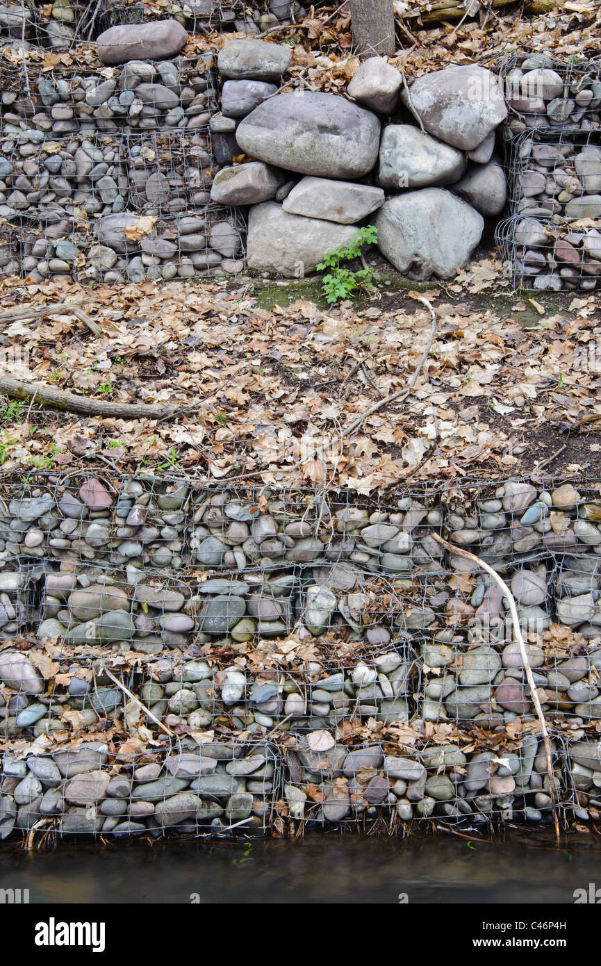 Erosion control rocks hires stock photography and images Alamy