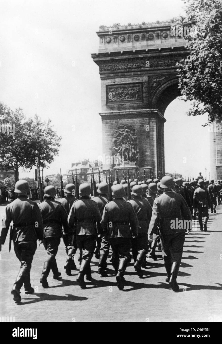 German parades paris hi-res stock photography and images - Alamy