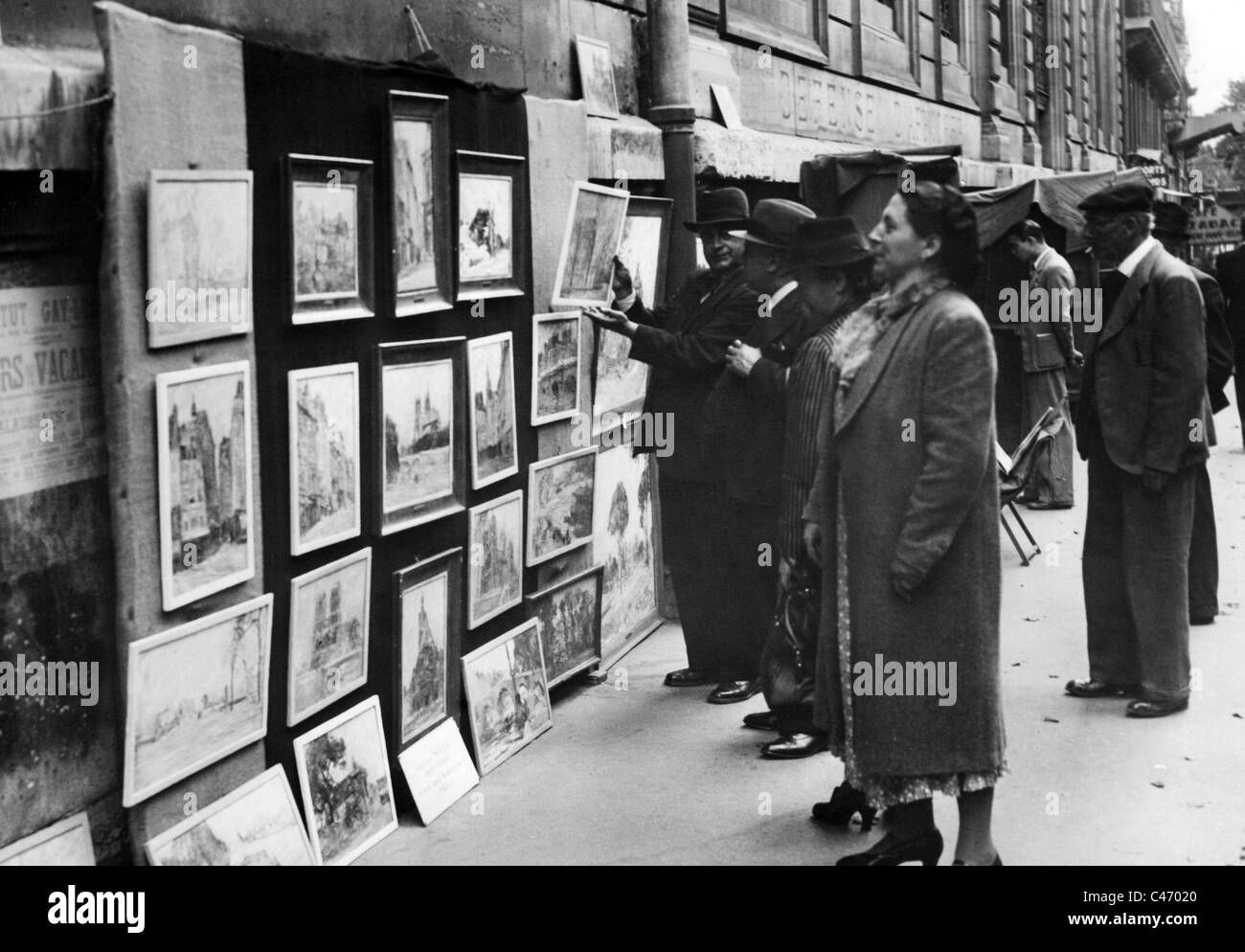 Second World War: Western Front. French civil population dealing with