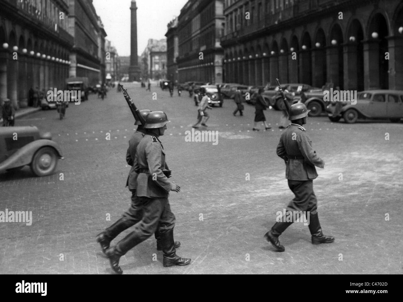 Parade Wehrmacht Paris Stock Photos & Parade Wehrmacht Paris Stock ...
