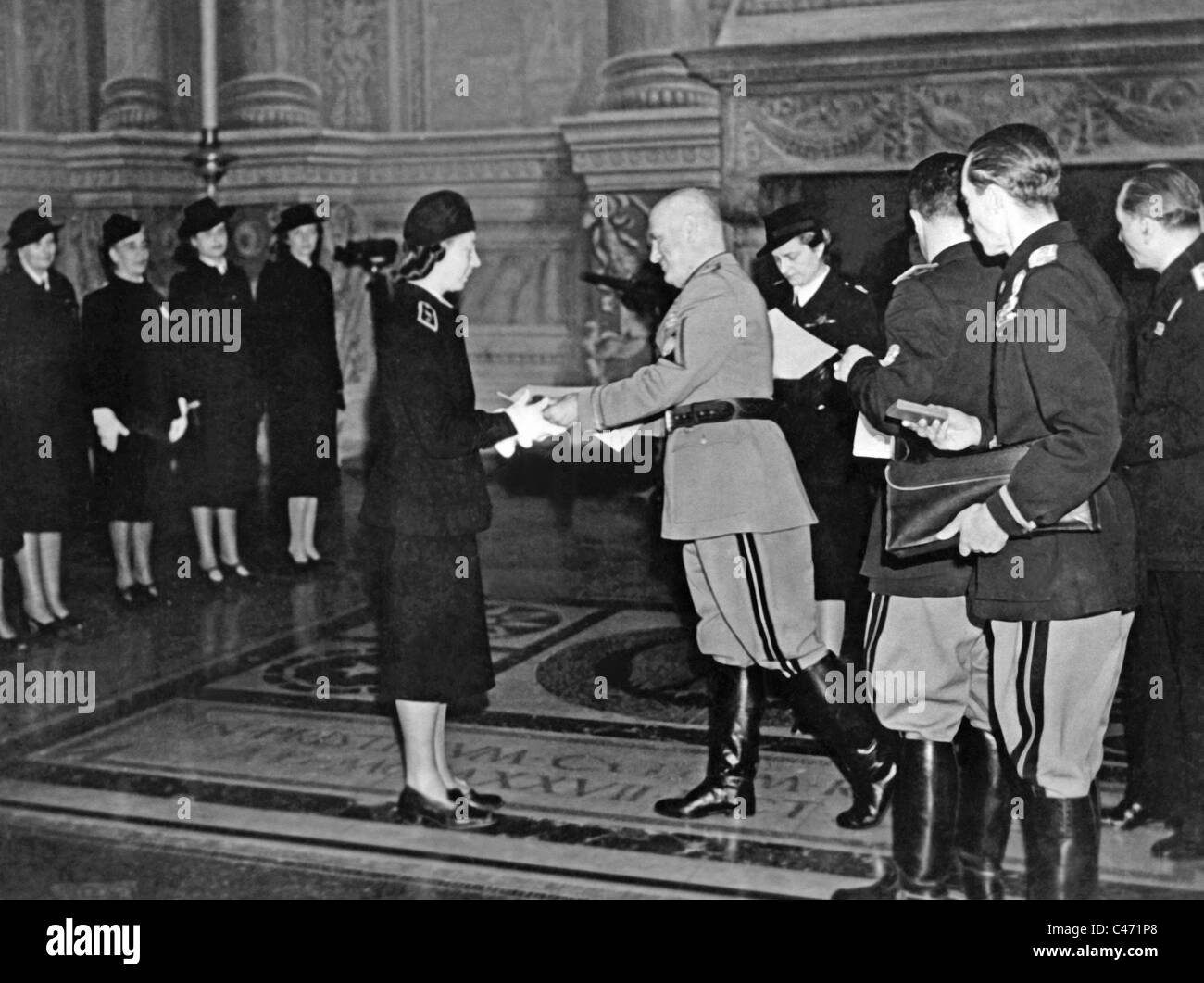 Benito Mussolini 1939 Black and White Stock Photos & Images - Alamy
