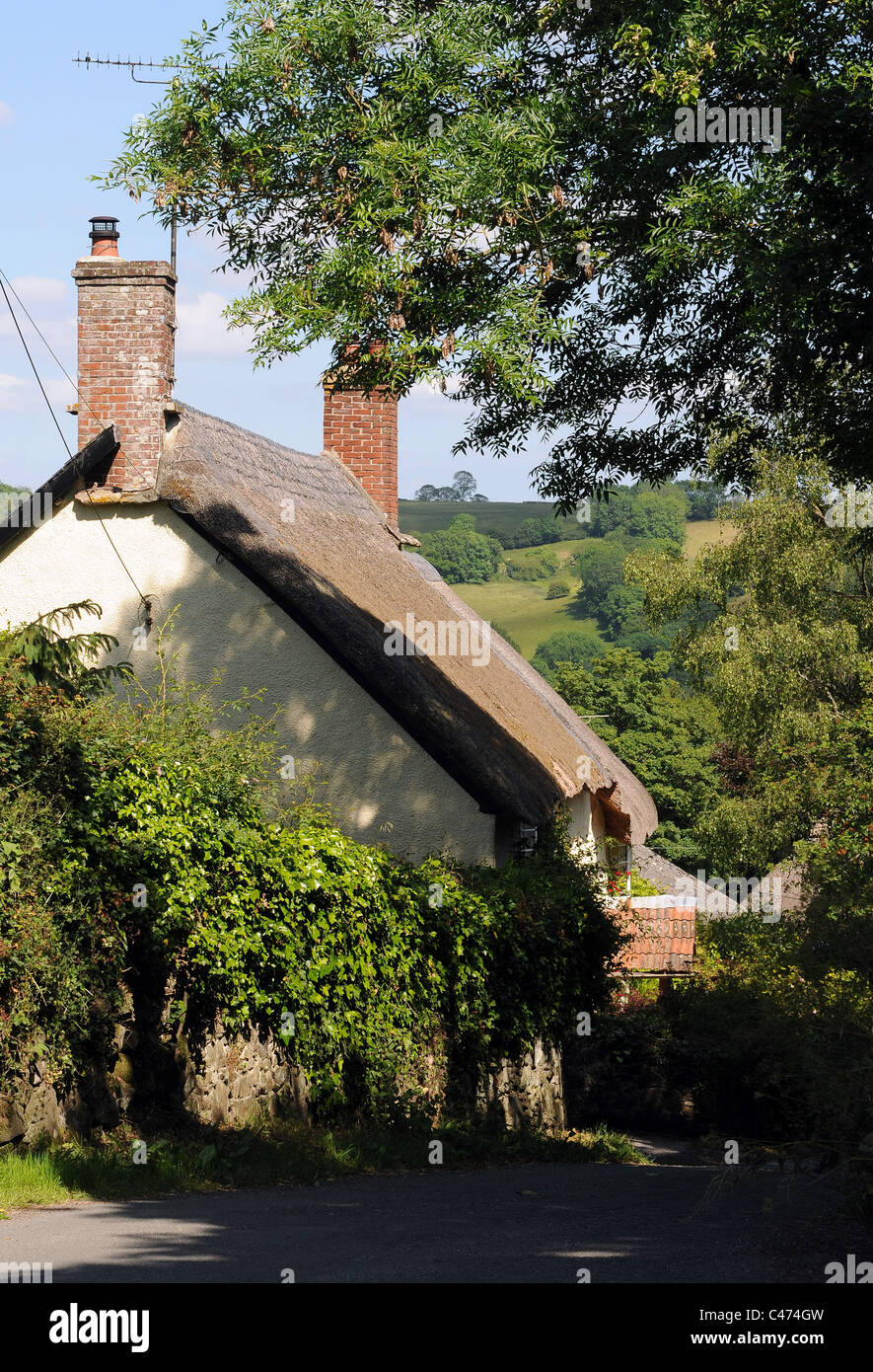 Thatched house in the Teign valley,Devon Stock Photo Alamy