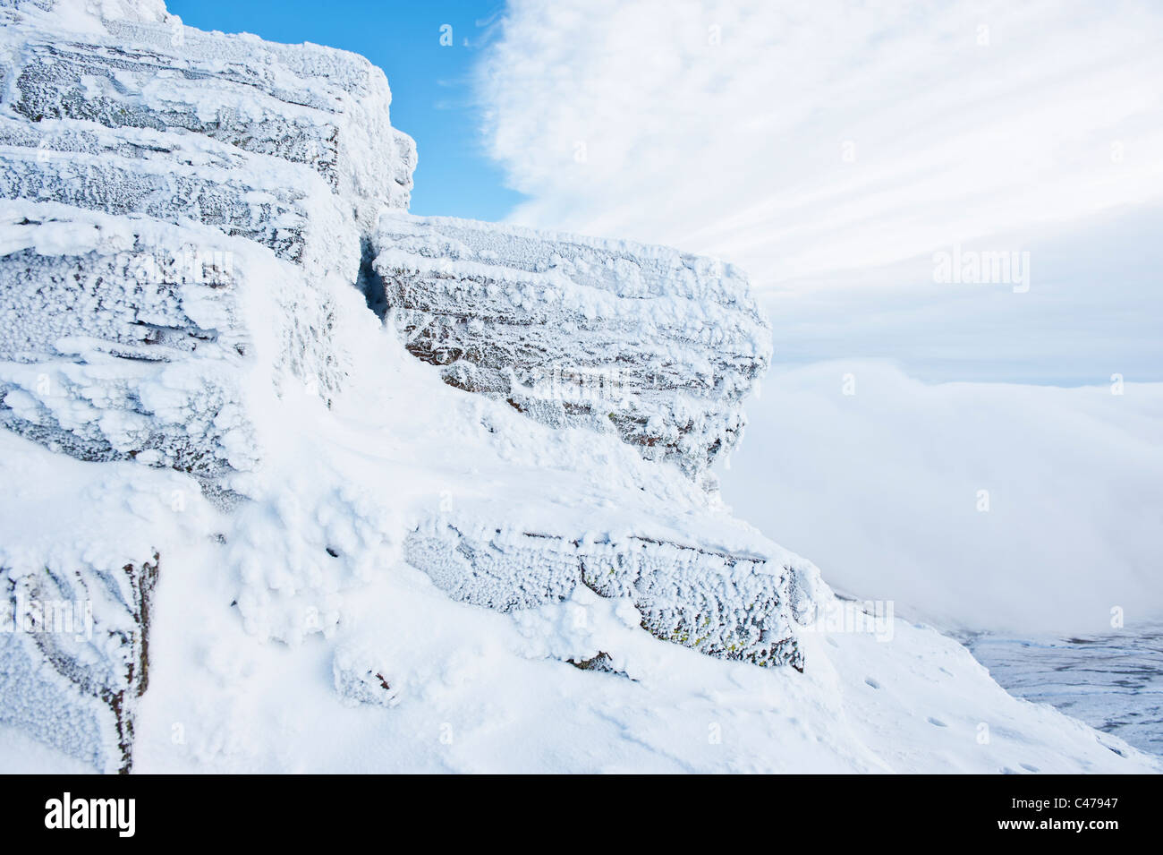 Hoar frost covered rocks on Corn Du in winter, Brecon Beacons national ...