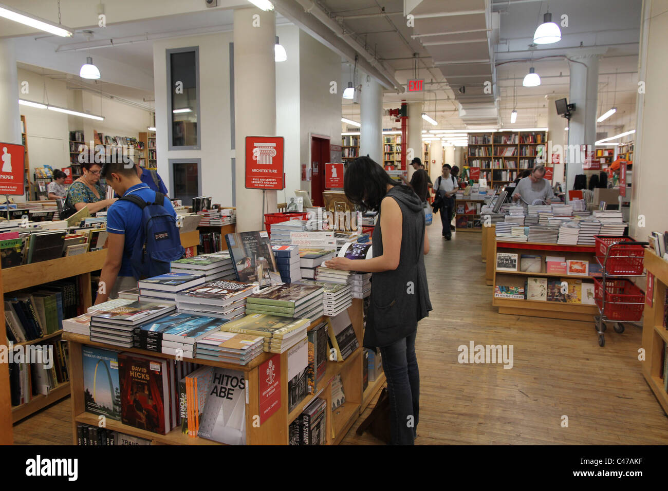 strand-book-store-new-york-city-stock-photo-alamy