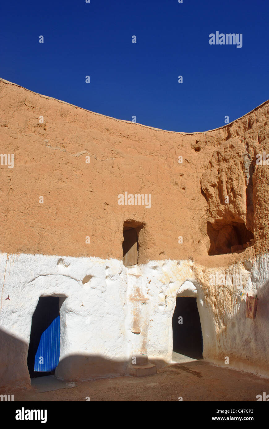 Troglodyte pit dwelling near Matmata, Tunisia Stock Photo