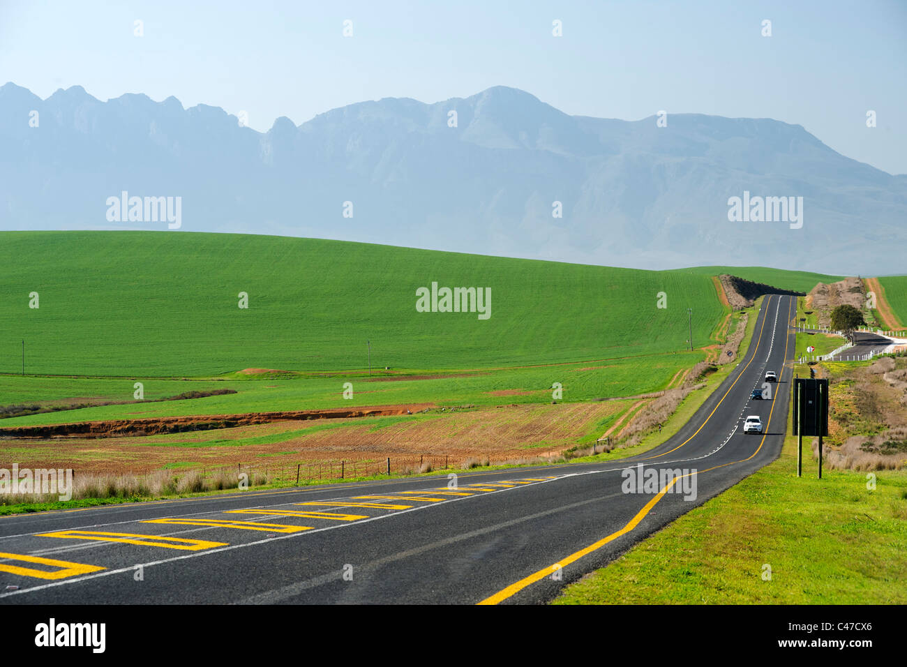 N2 between Riviersonderend and Swellendam in South Africa's Western Cape Province. Stock Photo