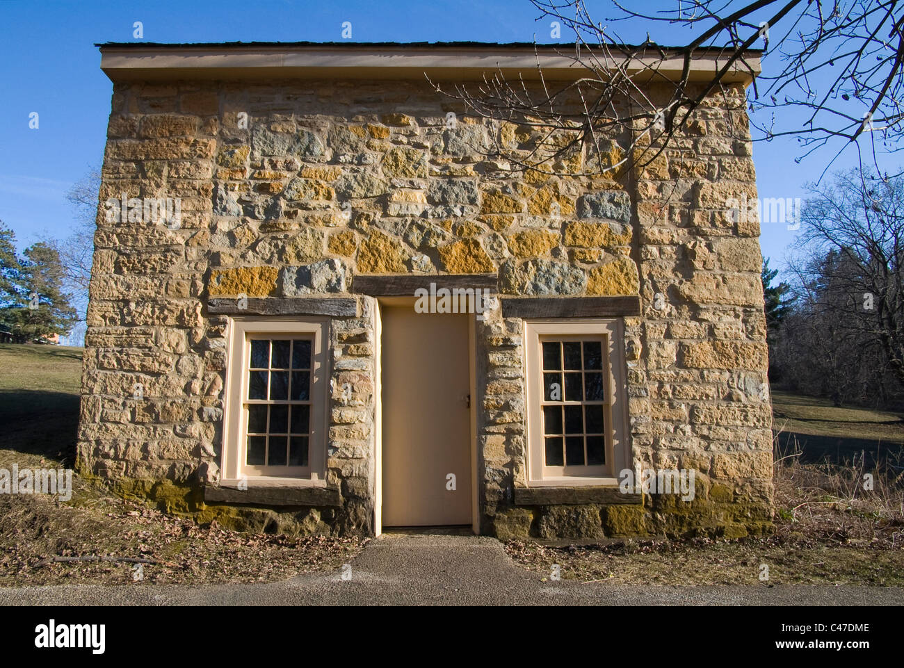 cold storage and icehouse building next to sibley house in mendota