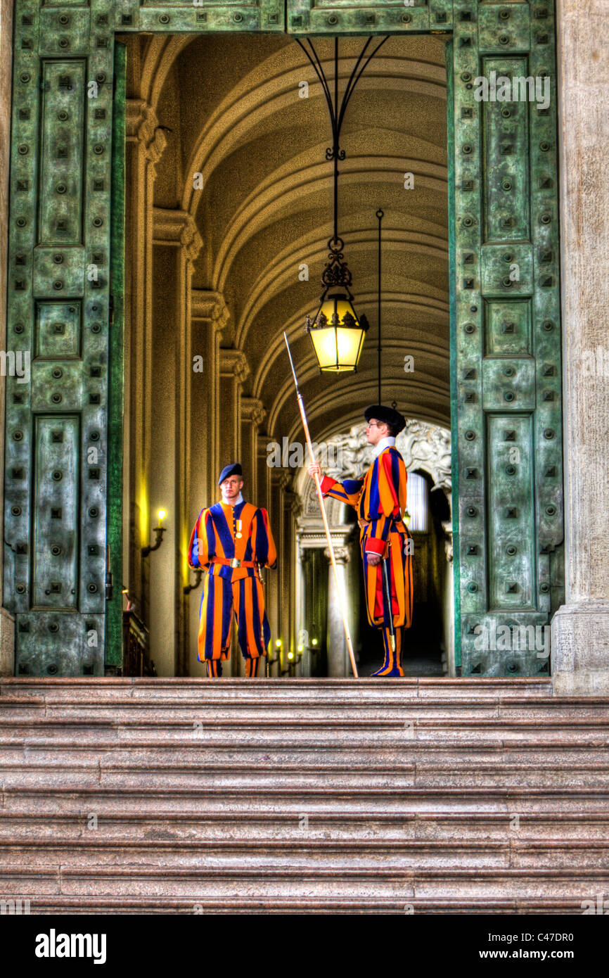 Sights of Rome, Italy, Swiss guards at the Vatican City entrance Stock ...