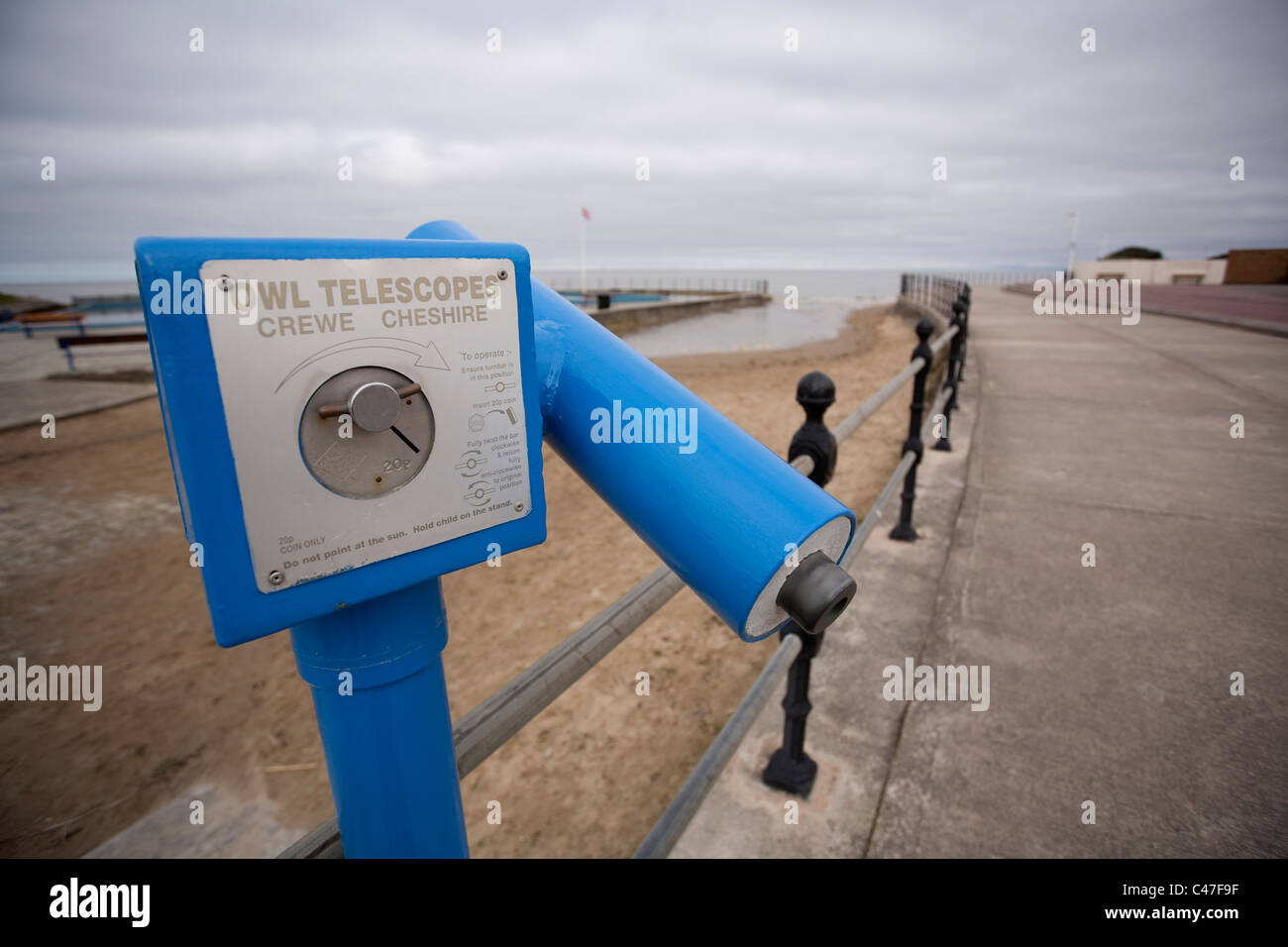 Owl telescope (Crewe, Cheshire) on Hoylake promenade, Wirral, NW UK Stock Photo