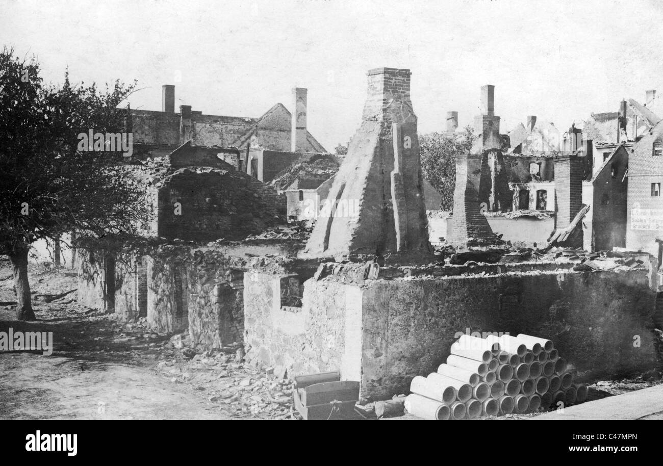Destroyed buildings in Ortelsburg, 1914 Stock Photo