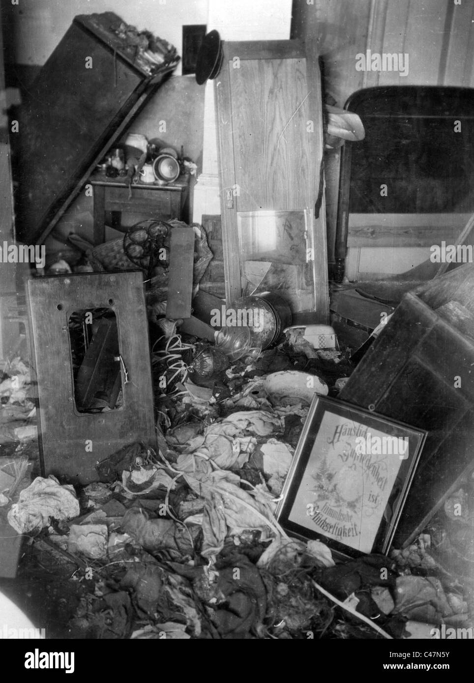 Demolished apartment in East Prussia, 1915 Stock Photo